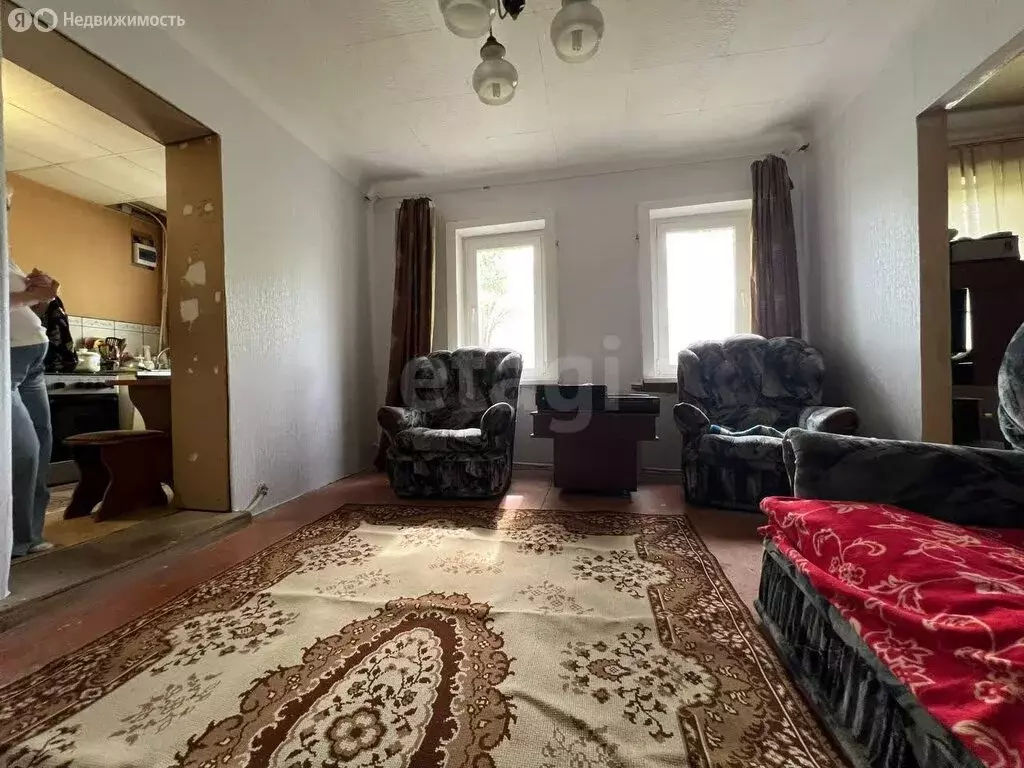4-комнатная квартира: Саратов, Белоглинская улица, 134 (49.9 м) - Фото 0