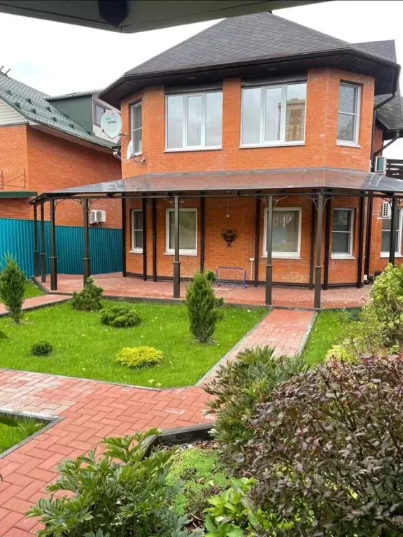 Дом в Калужская область, Обнинск ул. Кутузова (185 м) - Фото 0