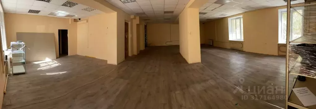 Торговая площадь в Волгоградская область, Волгоград ул. Шурухина, 26 ... - Фото 1