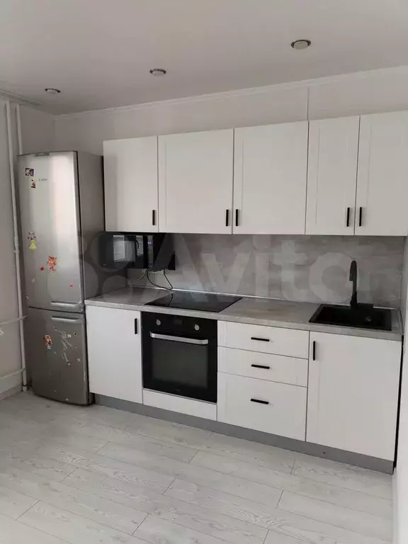 2-к. квартира, 40 м, 8/16 эт. - Фото 0