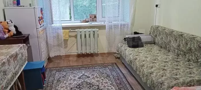 Комната 12 м в 1-к., 2/4 эт. - Фото 1