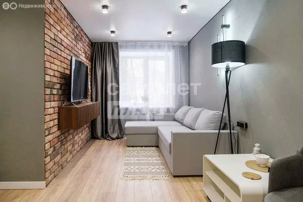 Квартира-студия: Екатеринбург, улица Циолковского, 74 (18.3 м) - Фото 1