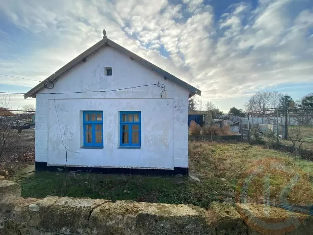 Дом в Крым, Сакский район, с. Ивановка ул. Ленина, 48 (70 м) - Фото 2