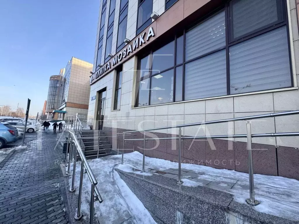 Торговая площадь в Татарстан, Казань просп. Ямашева, 37 (137 м) - Фото 1