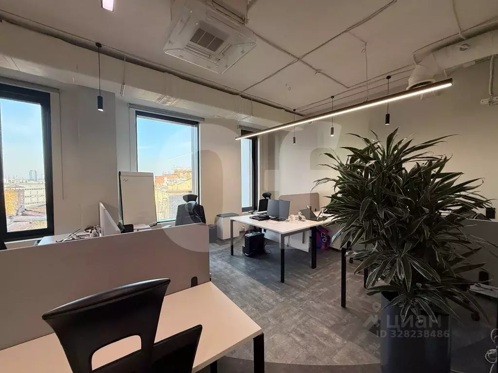 Офис в Москва Тверская ул., 18К1 (455 м) - Фото 1