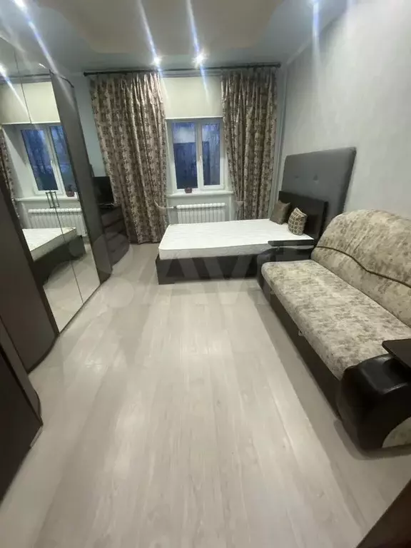 2-к. квартира, 50 м, 2/5 эт. - Фото 0