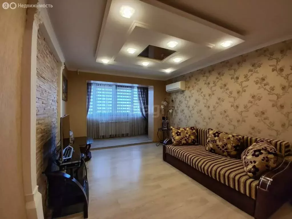 3-комнатная квартира: Ялта, улица Кривошты, 11 (81.1 м) - Фото 2