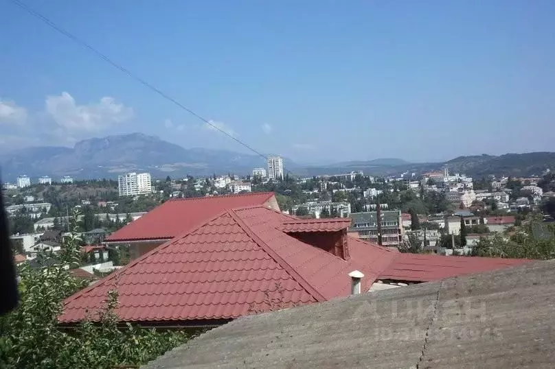 Дом в Крым, Алушта ул. Артиллерийская, 17 (80 м) - Фото 1
