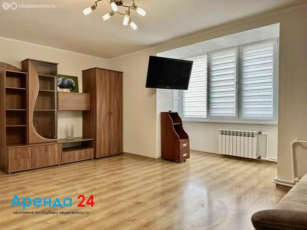 1-комнатная квартира: Севастополь, улица Адмирала Фадеева, 27Е (40 м) - Фото 1