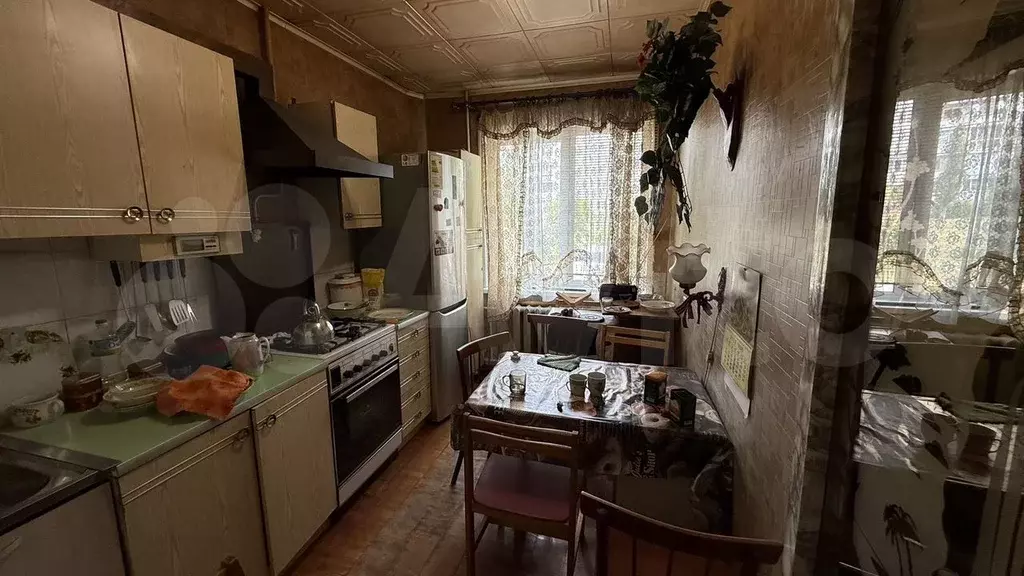 3-к. квартира, 68 м, 1/9 эт. - Фото 0