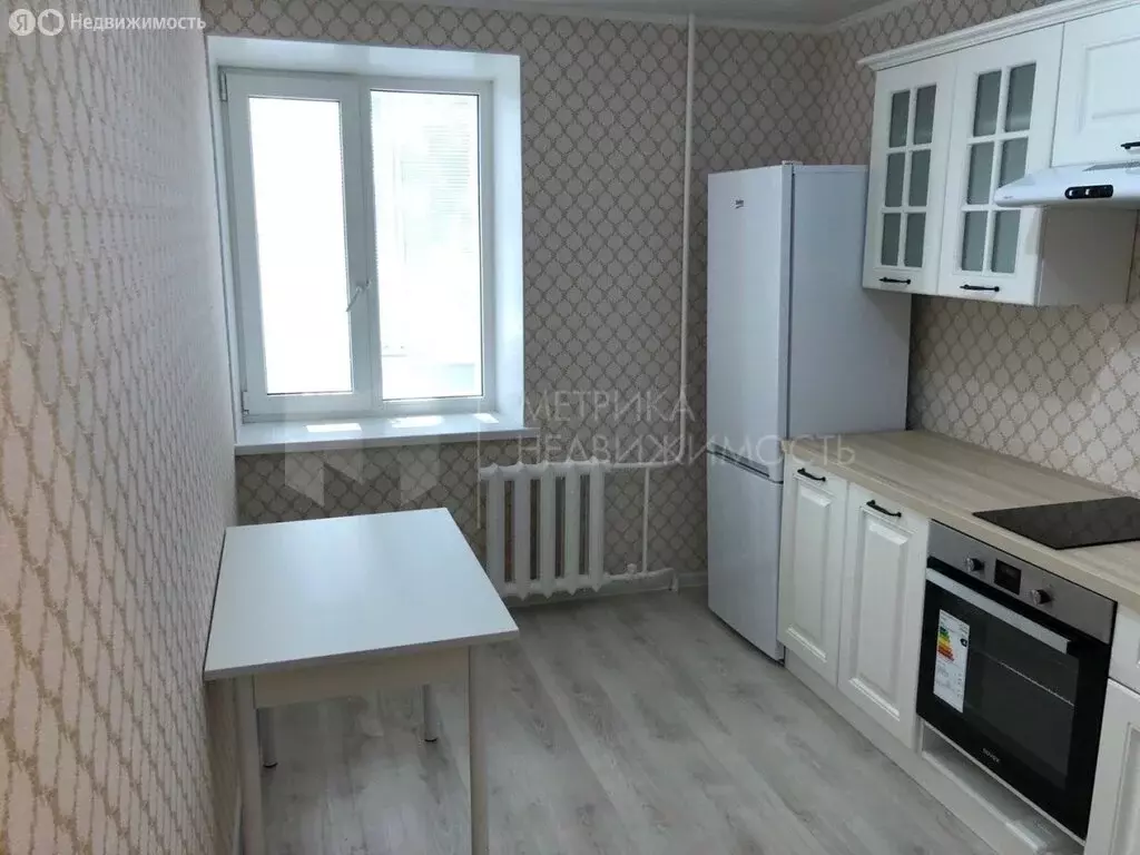 1-комнатная квартира: Тюмень, улица Николая Чаплина, 132 (34.2 м) - Фото 2