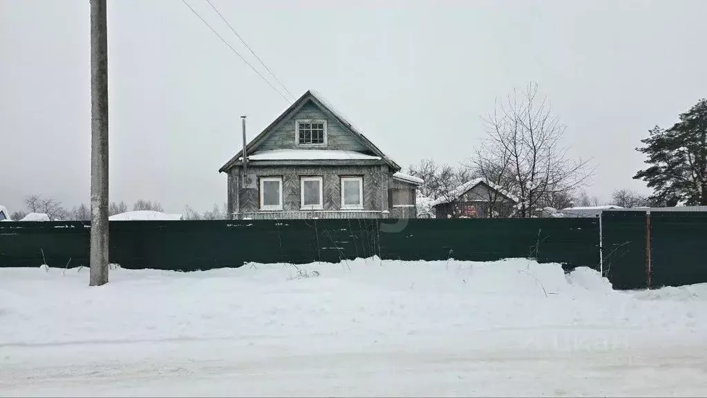 Дом в Ленинградская область, Киришский район, Глажевское с/пос, д. ... - Фото 1
