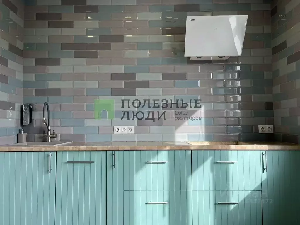 3-к кв. Красноярский край, Красноярск Николаевка мкр, ул. Серова, 12 ... - Фото 0