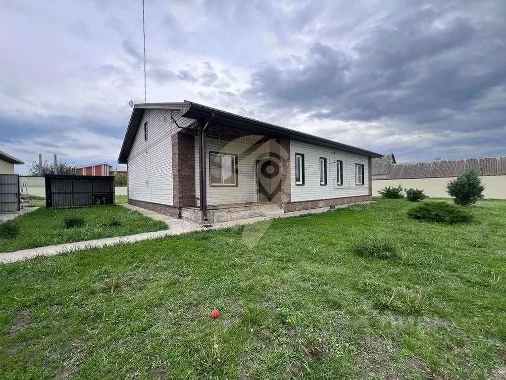 Дом в Белгородская область, Старооскольский городской округ, с. Озерки ... - Фото 0