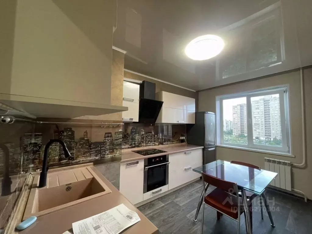 3-к кв. Белгородская область, Старый Оскол Королева мкр, 32Б (64.0 м) - Фото 1