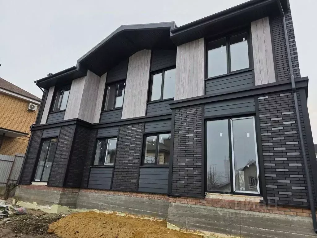 Таунхаус в Тульская область, Тула ул. 3-я Зеркальная, 10 (170 м) - Фото 2