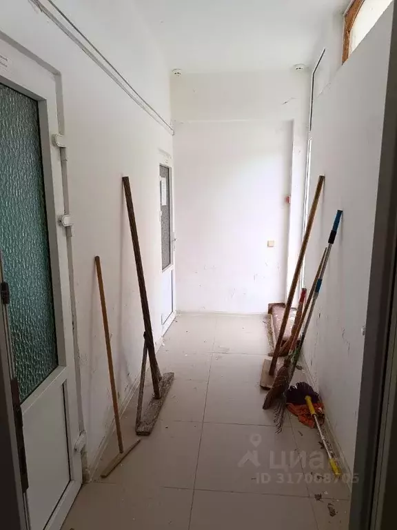 Помещение свободного назначения в Севастополь ш. Качинское, 1А (30 м) - Фото 1