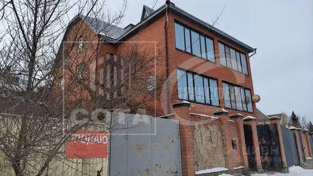 Таунхаус в Воронежская область, Воронеж наб. Массалитинова, 29 (233 м) - Фото 1