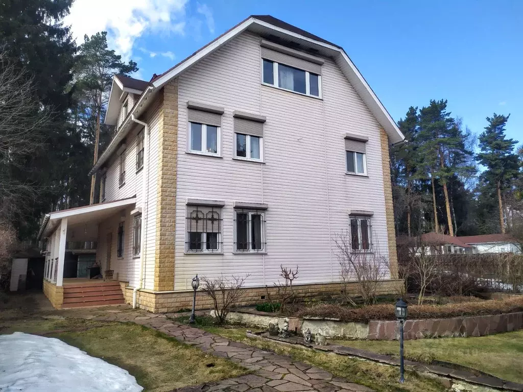 Дом в Московская область, Богородский городской округ, Изотоп СНТ 15 ... - Фото 1