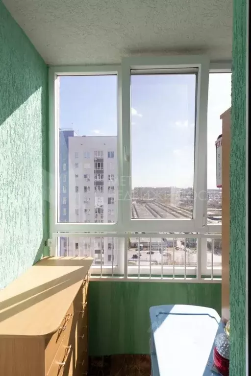 2-к кв. Тюменская область, Тюмень ул. Ветеранов Труда, 9Ак1 (63.2 м) - Фото 1