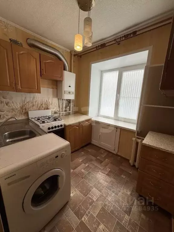 2-к кв. Владимирская область, Ковров Набережная ул., 10А (39.5 м) - Фото 1