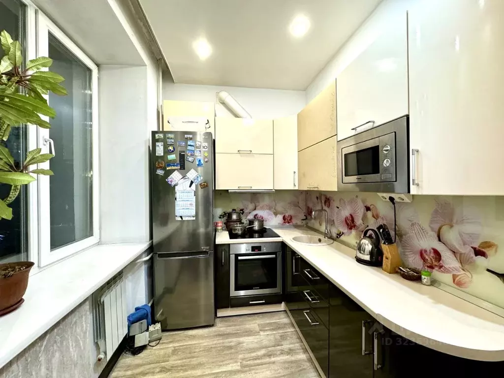 2-к кв. Кемеровская область, Новокузнецк ул. Ушинского, 8 (47.5 м) - Фото 2