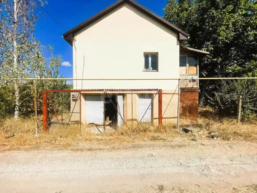 Дом в Крым, Симферопольский район, Мирновское с/пос, Домостроитель ... - Фото 1