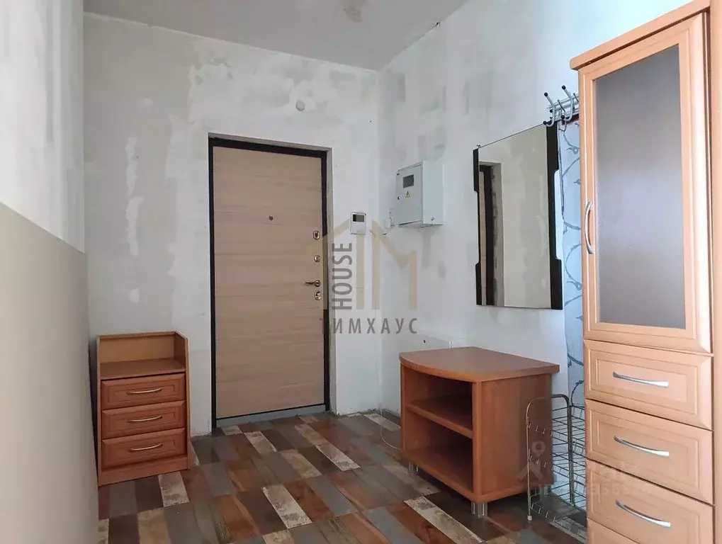 2-к кв. Омская область, Омск Светловская ул., 2 (57.1 м) - Фото 1