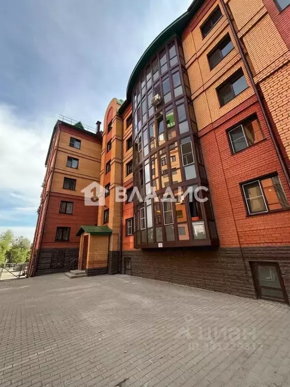 2-к кв. Алтайский край, Барнаул ул. Никитина, 133 (57.9 м) - Фото 1