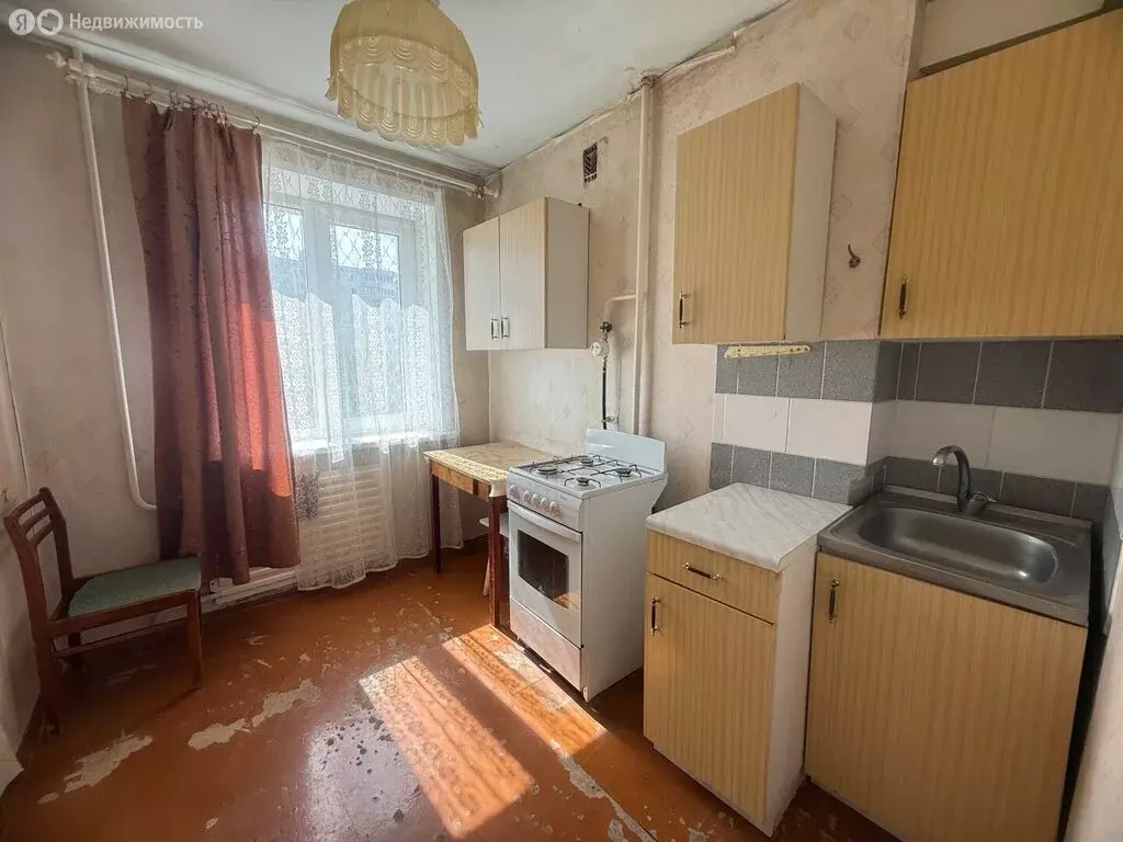 2-комнатная квартира: Уфа, улица Юрия Гагарина, 52 (45 м) - Фото 1