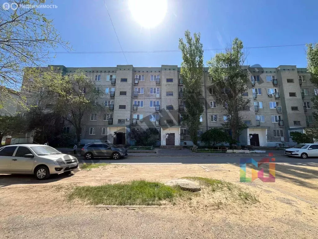 4-комнатная квартира: Элиста, 6-й микрорайон, 27 (75.5 м) - Фото 0