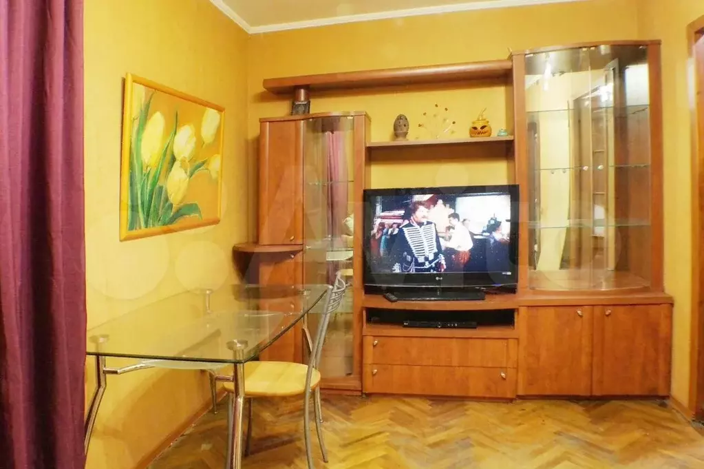 Комната 16 м в 4-к., 1/5 эт. - Фото 0
