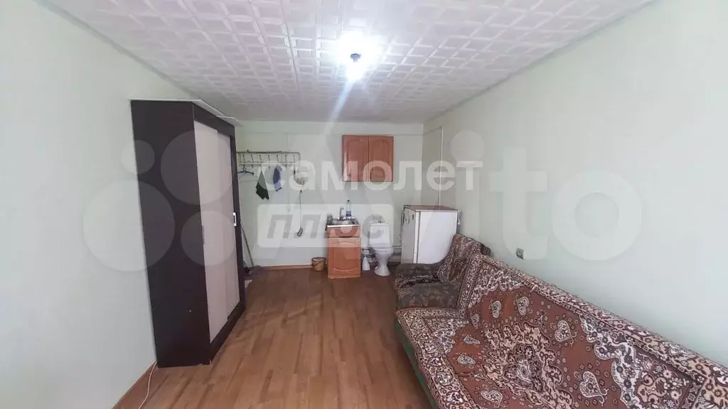 Комната 16,9 м в 1-к., 2/5 эт. - Фото 1