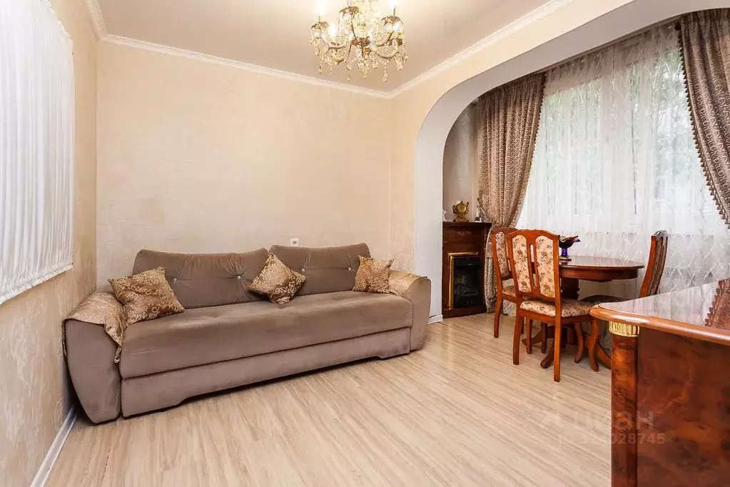 2-к кв. Краснодарский край, Краснодар Уральская ул., 81/1 (35.0 м) - Фото 1