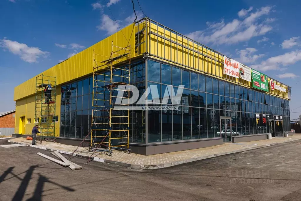 Торговая площадь в Челябинская область, Копейск ул. Лихачева, 7 (378 ... - Фото 1