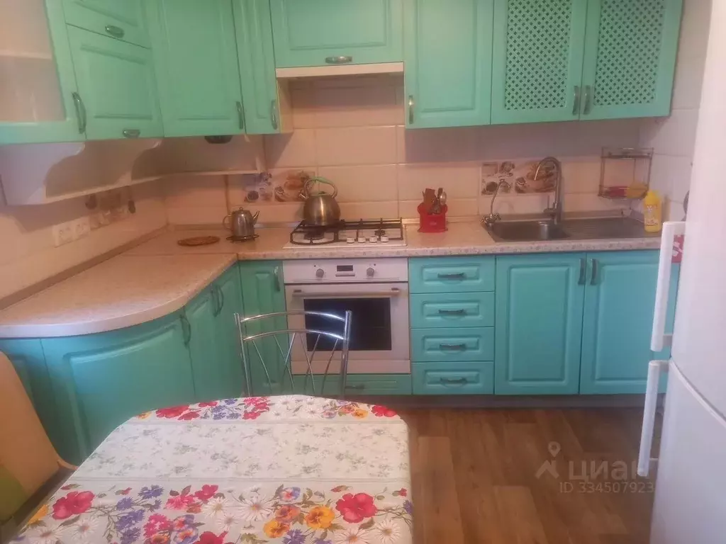 3-к кв. Крым, Симферополь ул. Тренева, 13 (65.0 м) - Фото 1