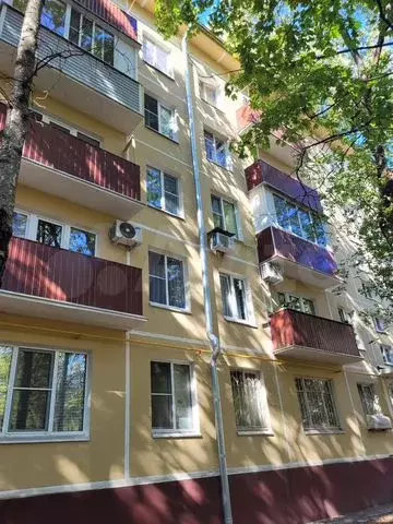 Комната 29,7 м в 3-к., 2/5 эт. - Фото 0