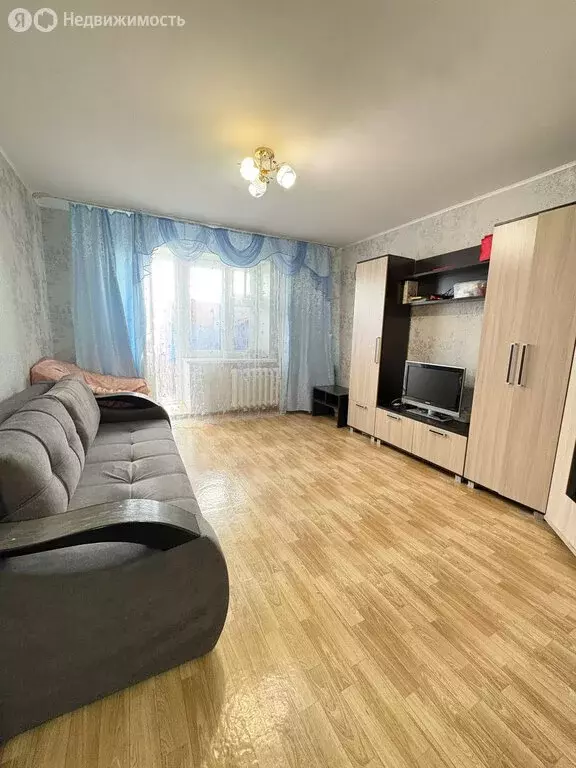 2-комнатная квартира: Октябрьский, 34-й микрорайон, 30 (51.8 м) - Фото 1