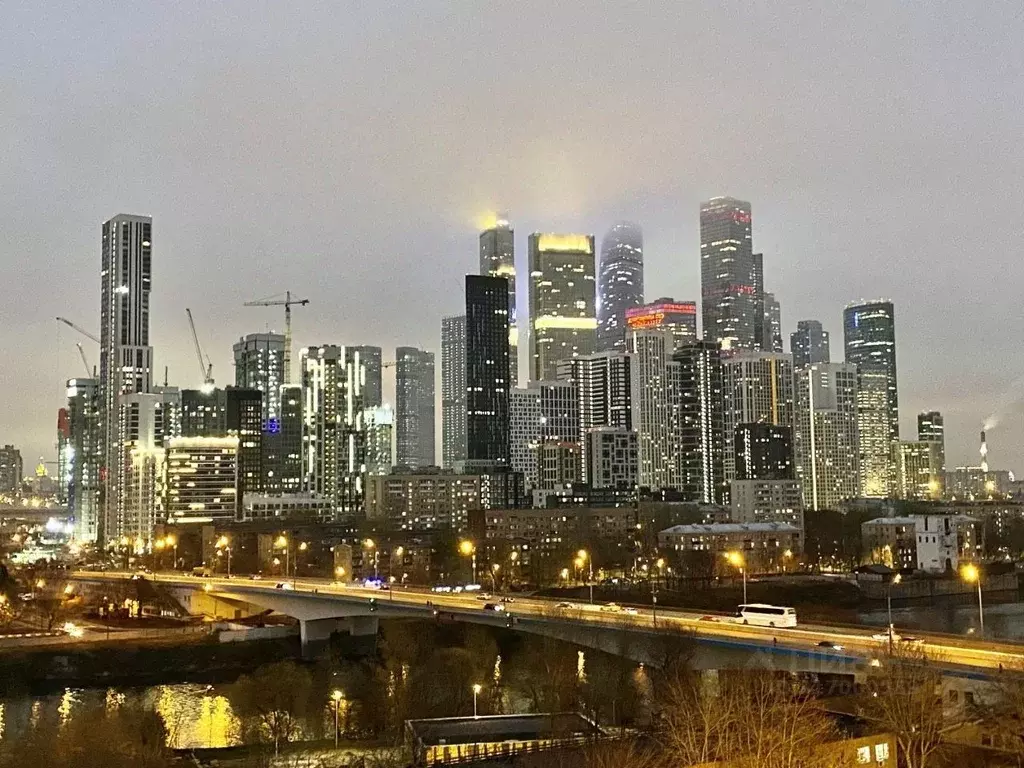 3-к кв. Москва Большая Филевская ул., 4 (74.0 м) - Фото 1