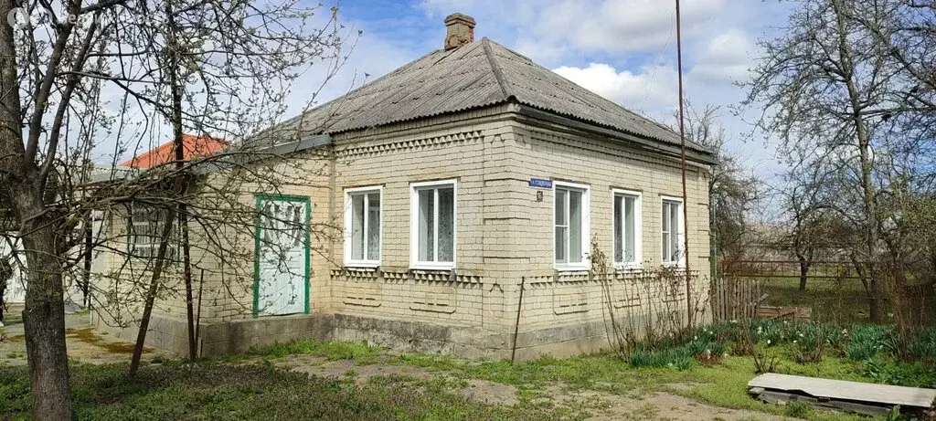 Дом в Новокубанск, Железнодорожная улица, 16 (57.8 м) - Фото 1