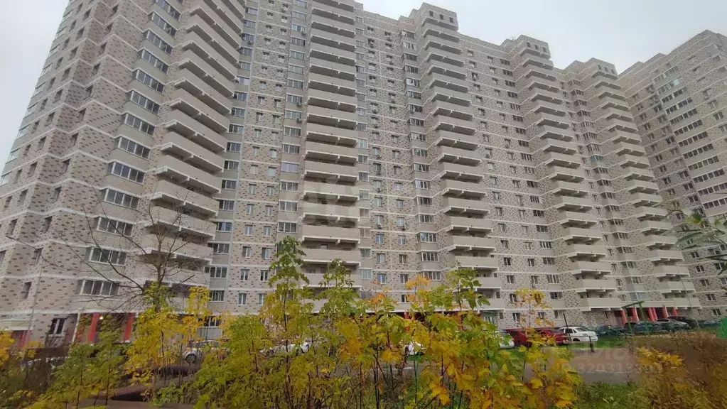 3-к кв. Калужская область, Калуга бул. Солнечный, 18 (60.3 м) - Фото 2