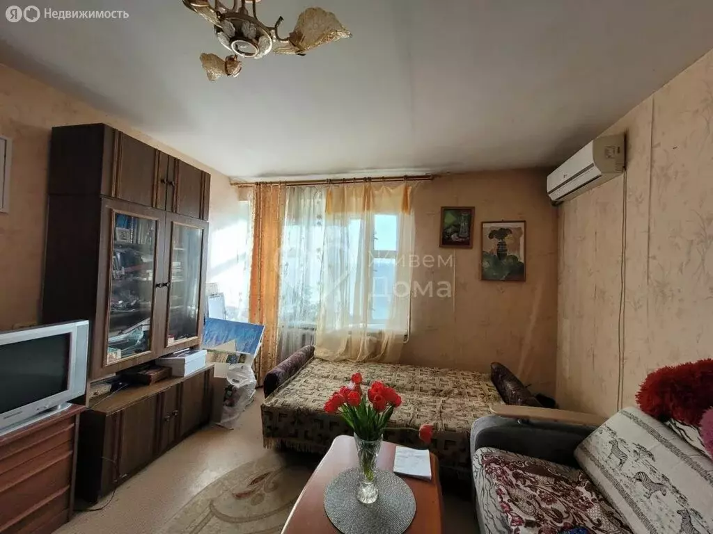 2-комнатная квартира: Волгоград, Чигиринская улица, 2 (50.7 м) - Фото 1