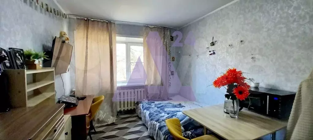 Комната 12 м в 5-к., 2/3 эт. - Фото 0