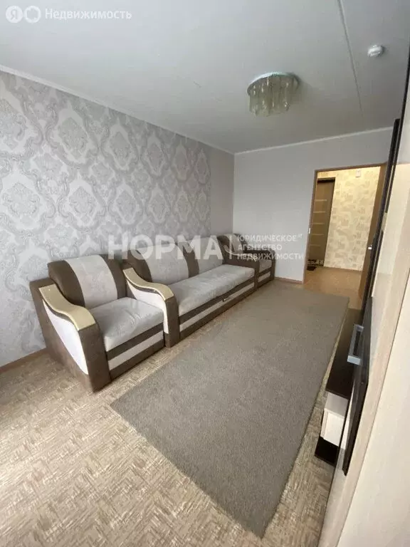1-комнатная квартира: Октябрьский, улица Чкалова, 18 (39.2 м) - Фото 1