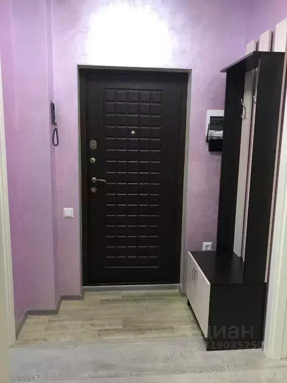 1-к кв. Крым, Симферополь пер. Смежный, 10к4 (40.0 м) - Фото 1