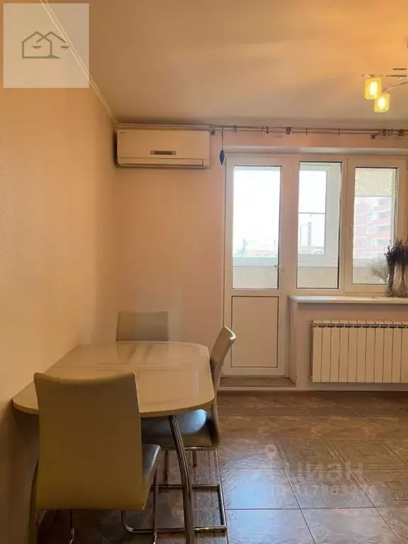 2-к кв. Воронежская область, Воронеж ул. Челюскинцев, 101В (73.0 м) - Фото 0