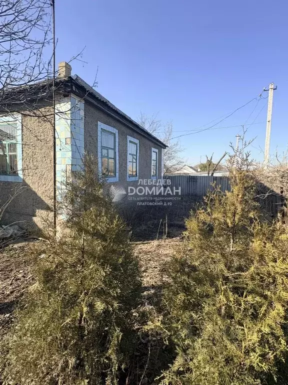 Дом в Ростовская область, Шахты ул. Калинина, 72А (65 м) - Фото 1