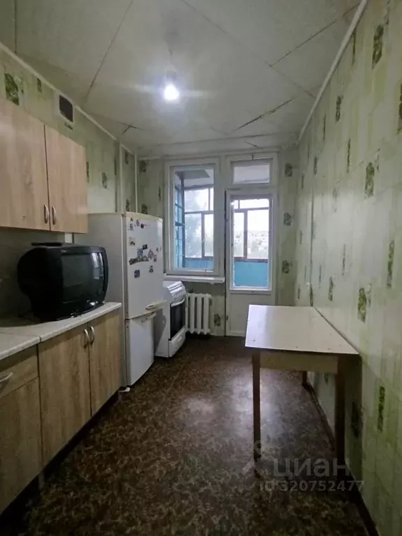 1-к кв. Волгоградская область, Волгоград ул. 64-й Армии, 127А (37.0 м) - Фото 0