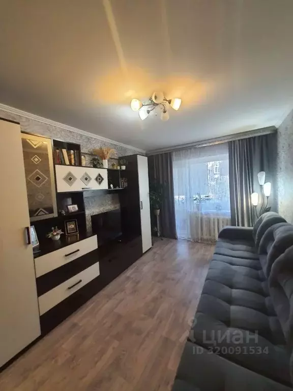 2-к кв. Омская область, Омск просп. Мира, 173А (45.0 м) - Фото 0