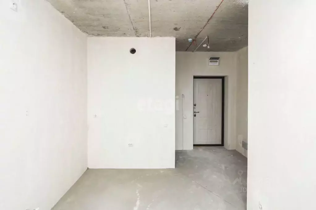 2-к кв. Тюменская область, Тюмень Новгородская ул., 14 (99.5 м) - Фото 1